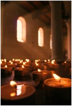 Church Funeral Singer, Funeral Singer UK, Marianne Lihannah, Gloucestershire